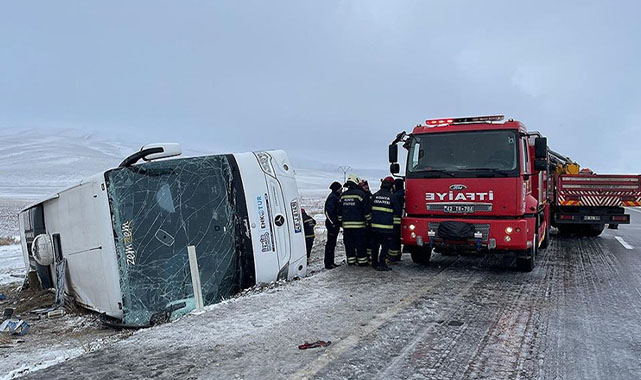 Tur otobüsü devrildi! 5 ölü, 26 yaralı