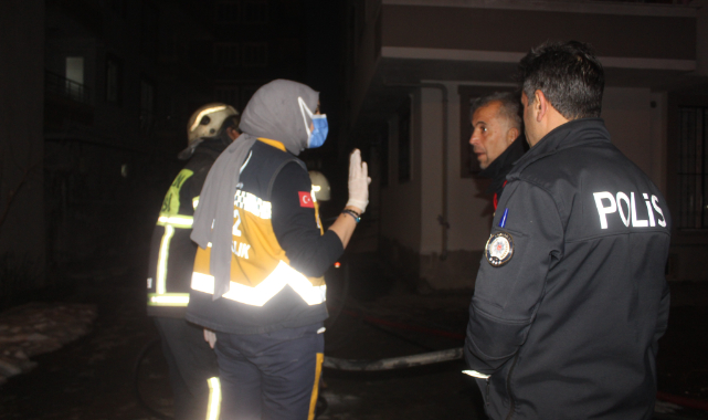 Yangın çıkan binada can pazarı