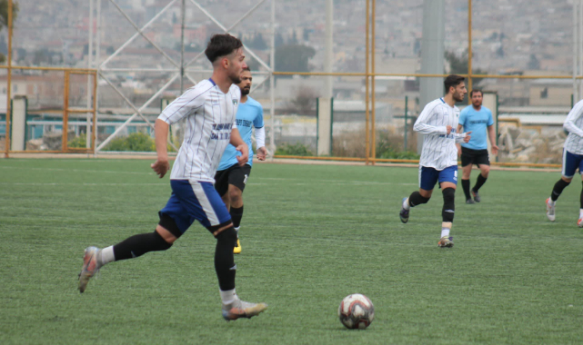 Bozova Belediyespor farklı kazandı