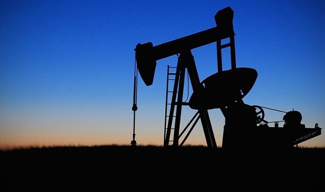 Brent petrolün varil fiyatı 131,12 dolar