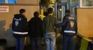 Hırsızlık şüphelisi 4 kişi tutuklandı!
