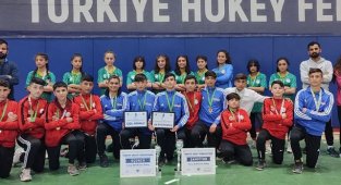 Hokey takımı Türkiye şampiyonu oldu!