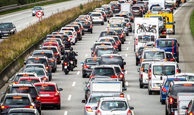 Trafiğe kaydı yapılan araç sayısı azaldı!