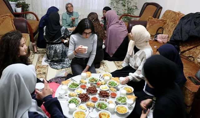 Öğrenciler, sofrada aile sıcaklığını yaşıyor!