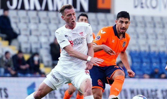 Başakşehir'de hedef 3 puan