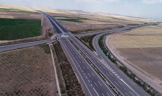 Bayramda oto yollar ücretsiz olacak!