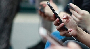 Cep telefonu fiyatları için sevindiren haber!