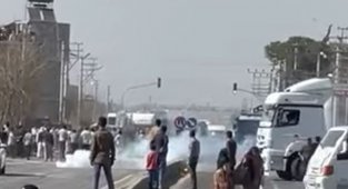 Eyyübiye'de taşlı sopalı kavga! Yaralılar var