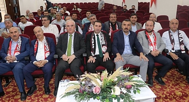 Karaköprü belediyespor yönetimi güven tazeledi