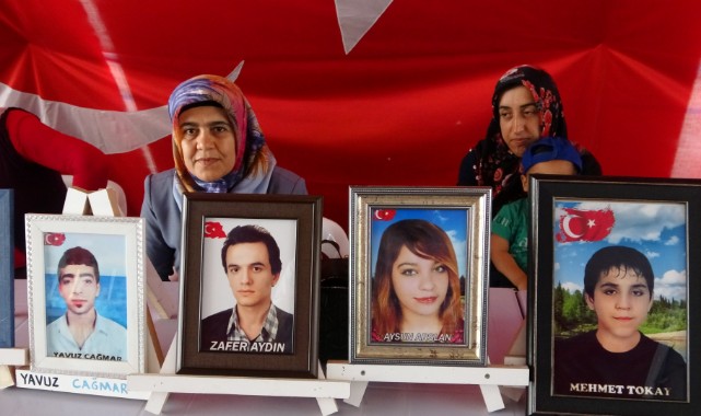 Aileler direniyor, evlatlar HDP’den isteniliyor