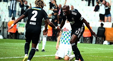 Beşiktaş, Atiba'yla 1 yıllık sözleşme imzaladı