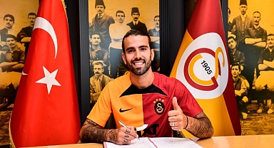 Galatasaray, Oliveira'yla 4 yıllık sözleşme imzaladı