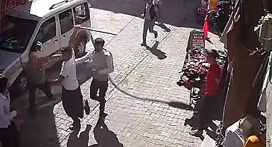 İki aile arasında taşlı sopalı kavga!