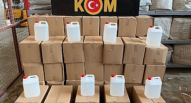 Binlerce litre sahte içki ele geçirildi!