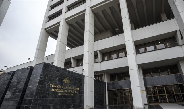 Merkez Bankası'nın faiz kararı şaşırttı! Dolar yükseliyor