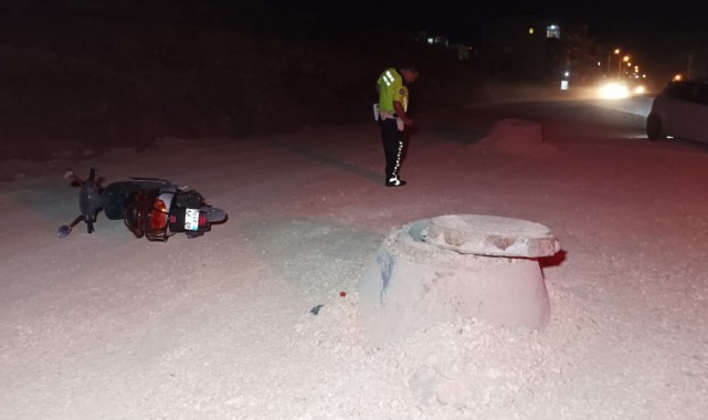 Motosiklet rögar bacasına çarptı: 1 yaralı