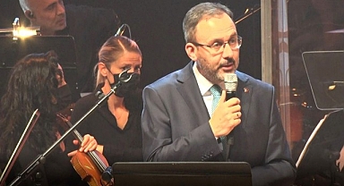 Bakan Kasapoğlu: "Her daim gençlerimizin yanındayız"