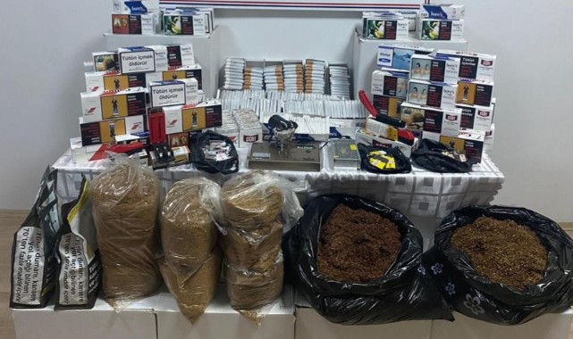 Ev ve arabada yapılan aramada makaron ele geçirildi!