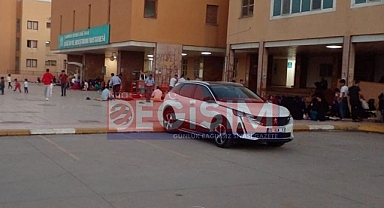 Şanlıurfa’da okul önünde bıçaklı kavga: 3 yaralı