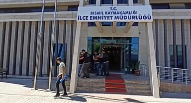 Uyuşturucu satıcıları yakayı ele verdi