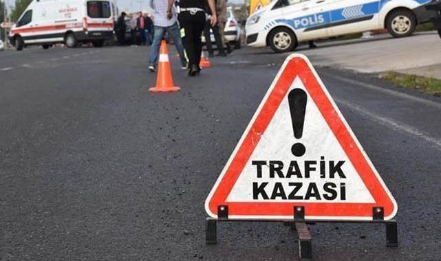 Bozova yolunda araç devrildi! yaralı