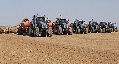 Ceylanpınar'da buğday toprakla buluşuyor!