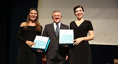 Gençlik Türkland’ı birlikte izledi