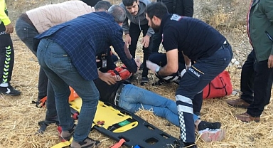 Motosiklet şarampole uçtu: 2 yaralı