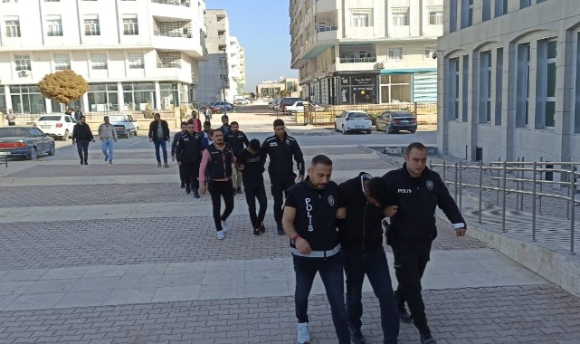 8 milyon liralık vurgun yapan 4 dolandırıcı yakalandı