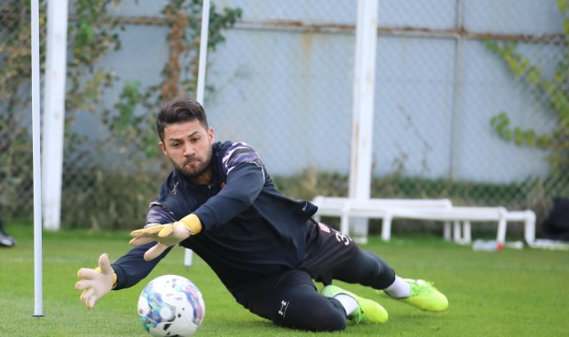 Kaleci Şaşal, Avrupa’da zirvede