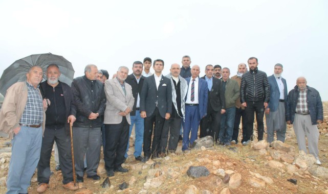 Özaslan Karaköprü’de mezarlık sorununu dile getirdi