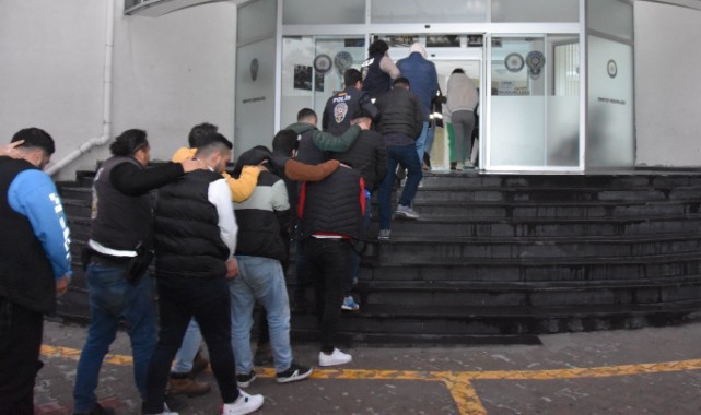50 milyonluk vurgun yapan çete çökertildi