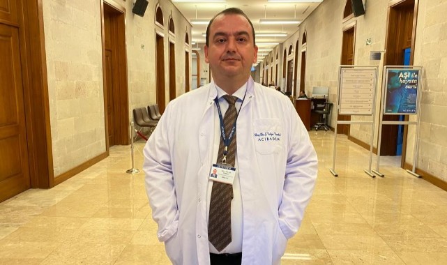 Böbrek taşı hastaları günde kaç litre su içmeli?