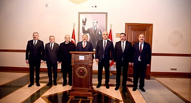 Eski Bakan Eroğlu: "76 şehrin su meselesini kökünden çözdük"
