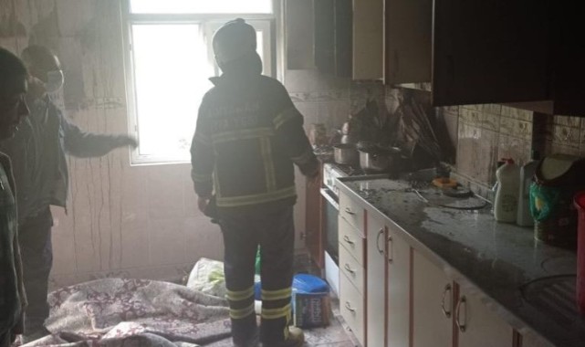  İkamet yangınında 1 kişi dumandan zehirlendi