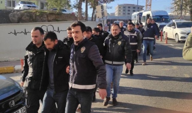 Şanlıurfa merkezli 5 ilde düzenlenen operasyonda 16 kişi tutuklandı