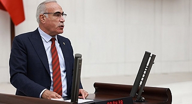 Vekil Aydınlık, Bakan Karaismailoğlu’nun PTT yanıtına tepki gösterdi