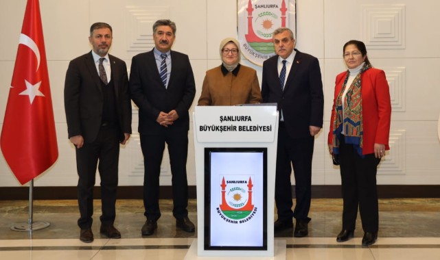 AK Parti’li isimden Beyazgül’e ziyaret