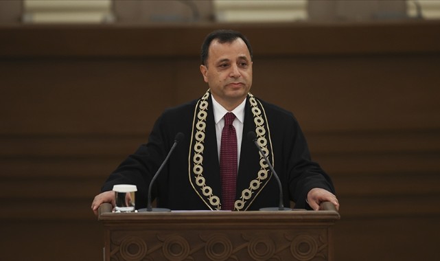 AYM Başkanı Arslan tekrar seçildi