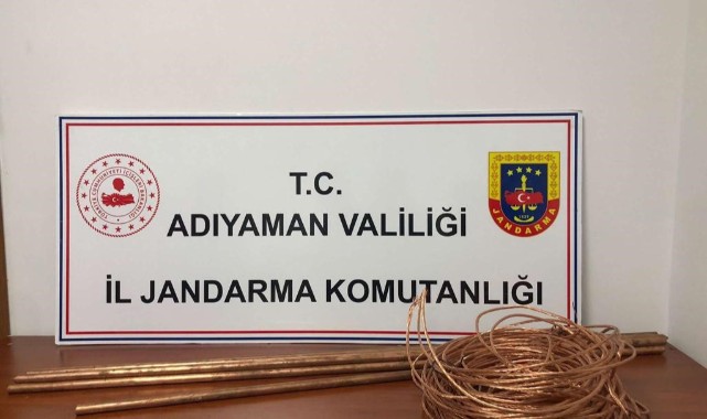  Bakır çubuk ve kablo çalan şahıslar yakalandı