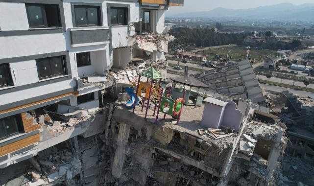 Başka bir binada daha kolon kesildi iddiası