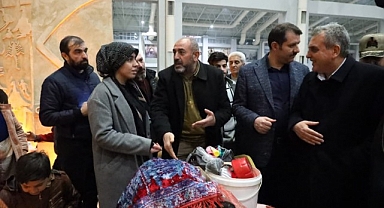 Başkan Beyazgül ve Vali Ayhan depremzedelerin yüreğine su serpti! 