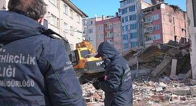 Binalarda sıva ve boyayla hasarın gizlenmesine geçit verilmeyecek