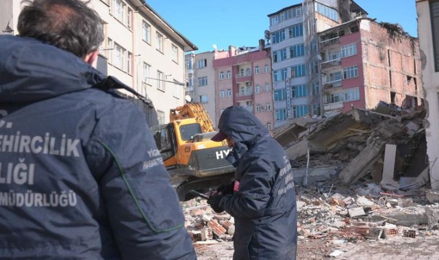 Binalarda sıva ve boyayla hasarın gizlenmesine geçit verilmeyecek