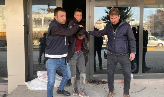 Deprem bölgesinde hırsızlık yapan 2 şahıs yakalandı