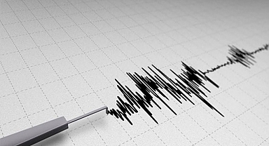 İzmir korkutan deprem