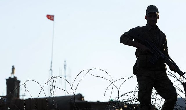 Terör örgütünden kaçan terörist Şanlıurfa'da teslim oldu