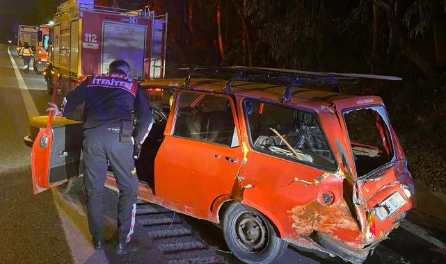 Tır, otomobile arkadan çarptı: 5 yaralı