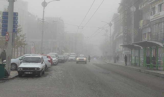 Yoğun sis Urfa'yı etkisine aldı!