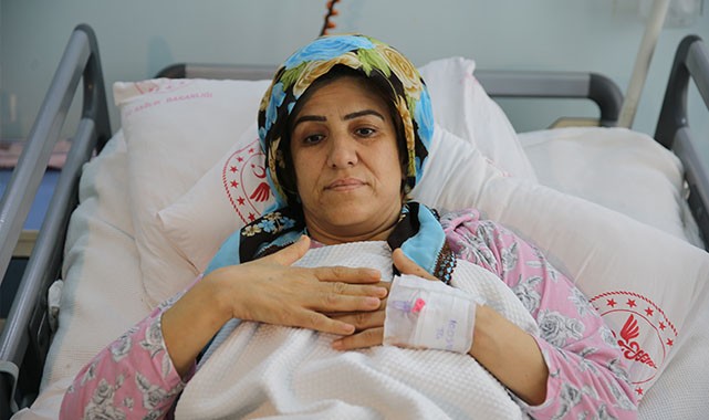 3 çocuğunu depremde kaybeden anne yaşadıklarını anlattı